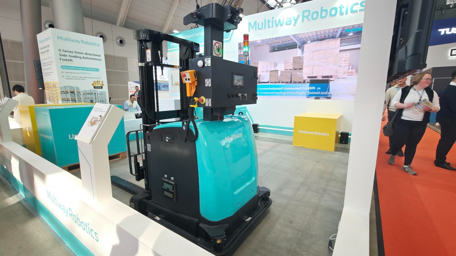 3 SE15 forklift.jpg undefined